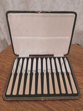 Pristine Vintage ART DECO Gift