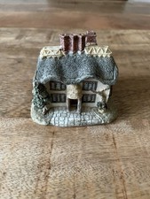 Vintage Leonardo Collection House/Cottage Ornamental Collectors Item Ref C10