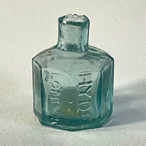 Hyde london embossed aqua - london,