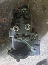 Hitachi Excavator Digger Pump YD00002228 + 10L7RZA-NZS F910236 2902440-4236