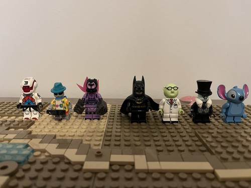 Lego minifigure bundle - lego,
