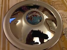 TRIUMPH HERALD VITESSE SPITFIRE BRAND NEW HUB CAPS AND BADGES X 4 (FREE UK POST)
