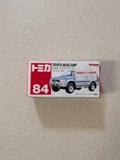 TOMICA #84 TOYOTA HILUX SURF