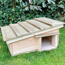 Deluxe Wooden Tortoise House |