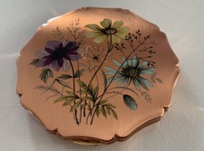 Stratton Vintage Powder Compact Floral Flowers Rose Gold colour & powder 8.5cm