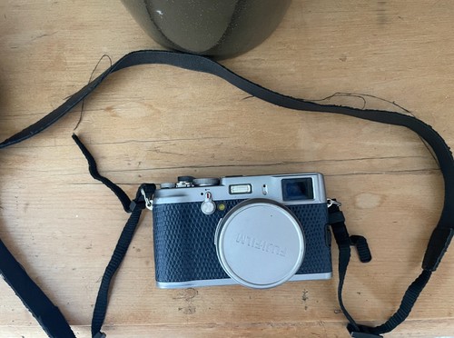 Fujifilm x100 digital - fujifilm,