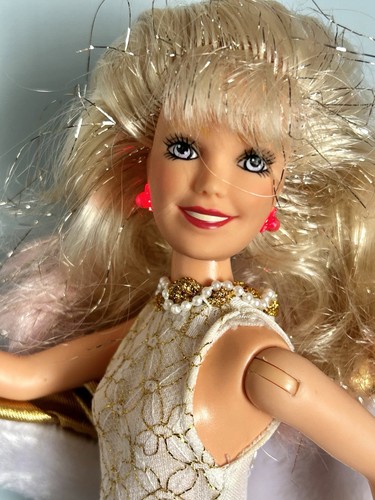 Jem the holograms - &,