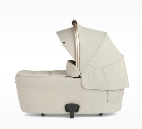 Mamas and papas occaro carry - and,