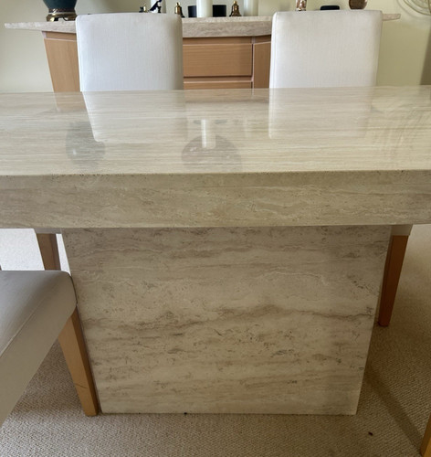 Rectangular travertine marble