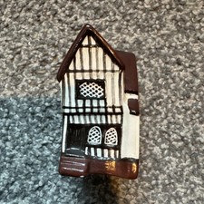 No 32 The Crooked House Mudlen End Studio Pottery Miniature Cottages