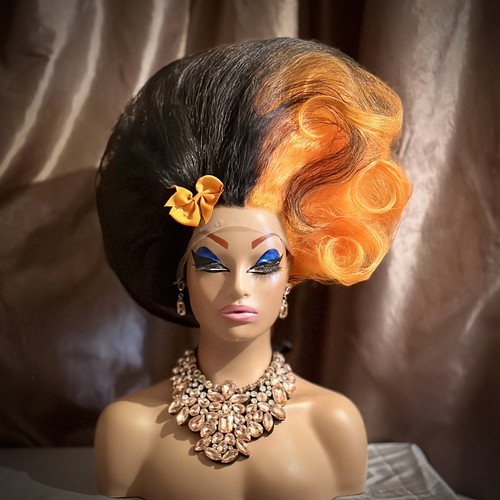 Stunning hand styled orange - hand, orange/