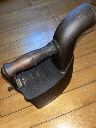 Vintage cast iron stove - stove, pipe