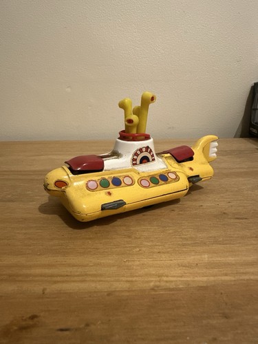 Corgi toys the - toys, yellow