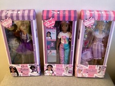 Sindy Doll x 3 Sindy Dolls Playsets Bakery Vlogger and Fashion Store New Boxed