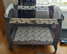 Graco Travelcot and Playpen In
