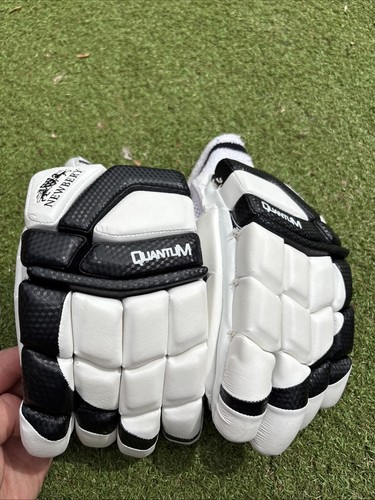 Newbery left handed batting - newbery,