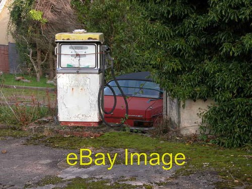 Old petrol pump - , pen-y-fan