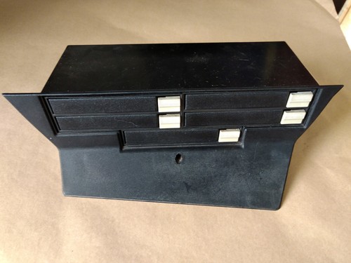 Cassette holder panel centre - panel,