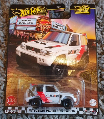 Hot wheels premium - hot,