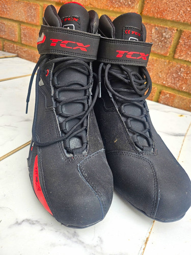 Hipora bnwt black - hipora,