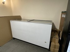 Tefcold Commercial Chest