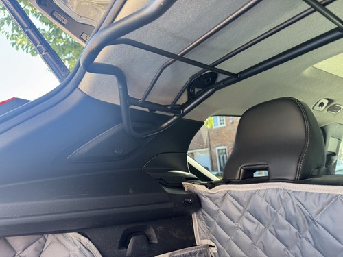 Genuine volvo xc40 dog guard - dog,