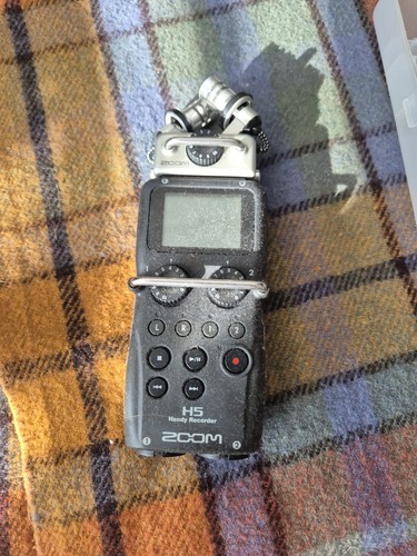 Zoom handy recorder - h5,