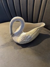 Belleek Vintage pearlescent