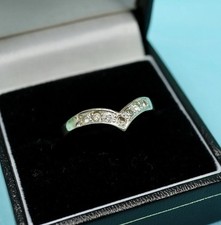 9ct Yellow Gold Wishbone Ring