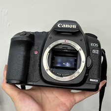 Canon EOS 5D Mark II 21.1MP