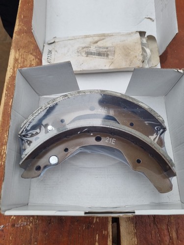 Baywindow brake shoes 1971 - vw,