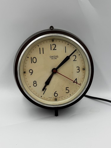 Wall clock vintage - clock, 1940/50's