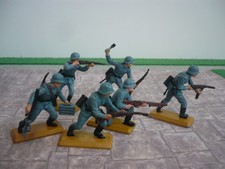 BRITAINS DEETAIL WW2 FULL SET