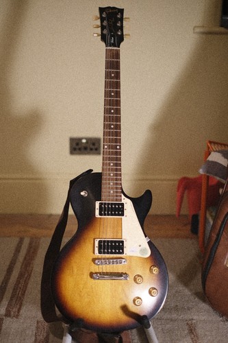 Gibson les paul tribute - gibson,