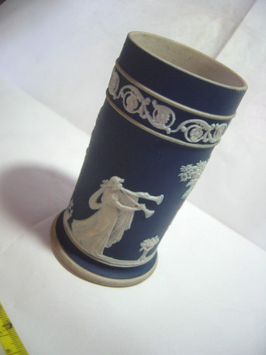 Wedgwood type antique - type, blue
