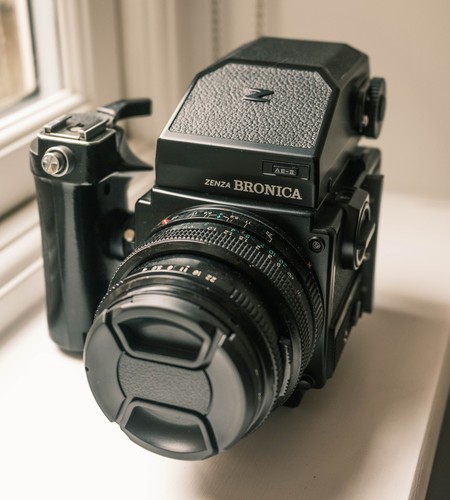 Zenza bronica ertsi medium - bronica,