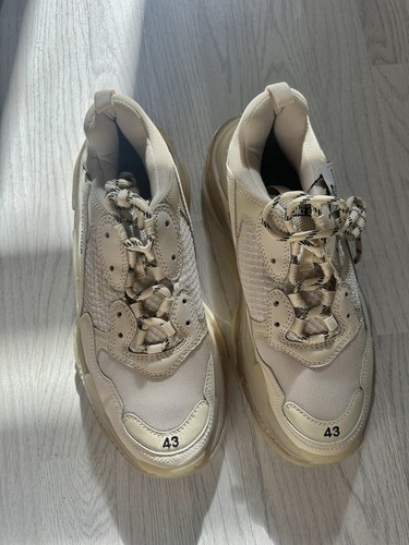 Balenciaga men triple s - balenciaga,