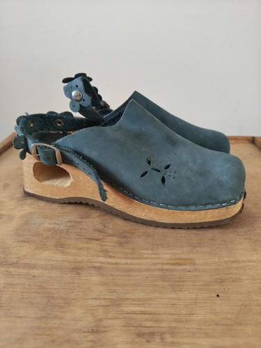 Vintage clarks teal - clarks,
