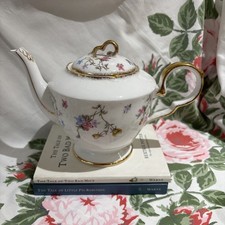 Royal Stafford Violets Pompadour Tea Pot With Lid Bone China Rare 1 pint ❤️