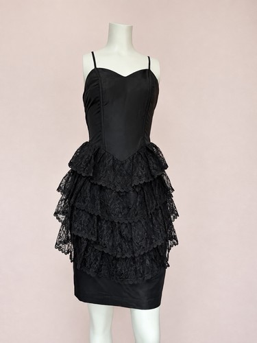 Vtg 80s 90s black ruffle - 90s, lace