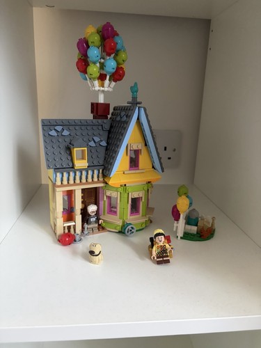 Lego disney house - disney, 43217