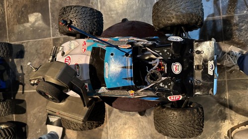 Traxxas revo nitro truck - 3.3,