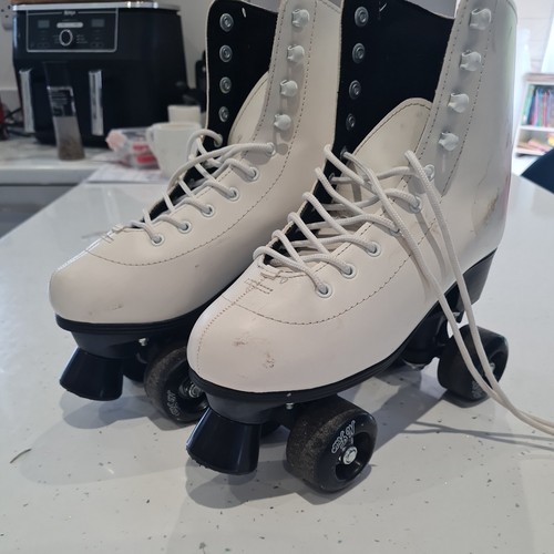 Fear figure roller skates - figure,