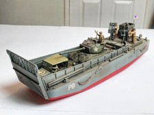 ITALERI 1-35 USA LANDING CRAFT