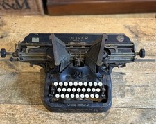 Oliver No.11 Vintage