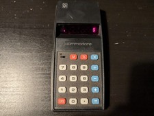 COMMODORE 796M Calculator