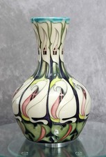 Moorcroft 'Lily Come Home'