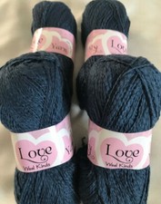 400g DARK BLUE TEXTURED YARN