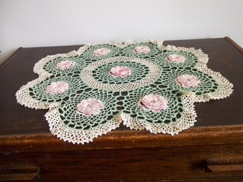 Crocheted cotton doily - cotton,