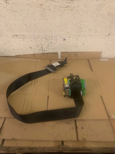 Toyota yaris front seat belt - yaris,